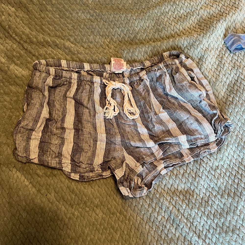 Mossimo Supply Co. Black and White Striped Casual